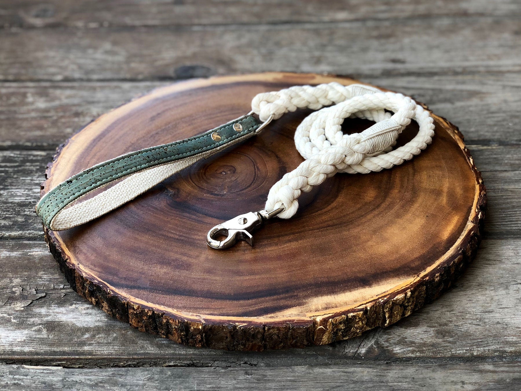 Natural Cotton Rope Dog Leash with Cork Handle – Wigglywoos